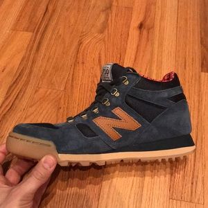 2013 NEW BALANCE 710 HERSCHEL SUPPLY SHOE SZ 11